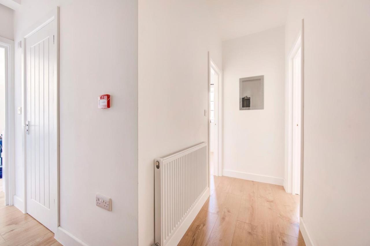 2 Bedroom Apartment In Brixton With Wi-Fi Londra Esterno foto